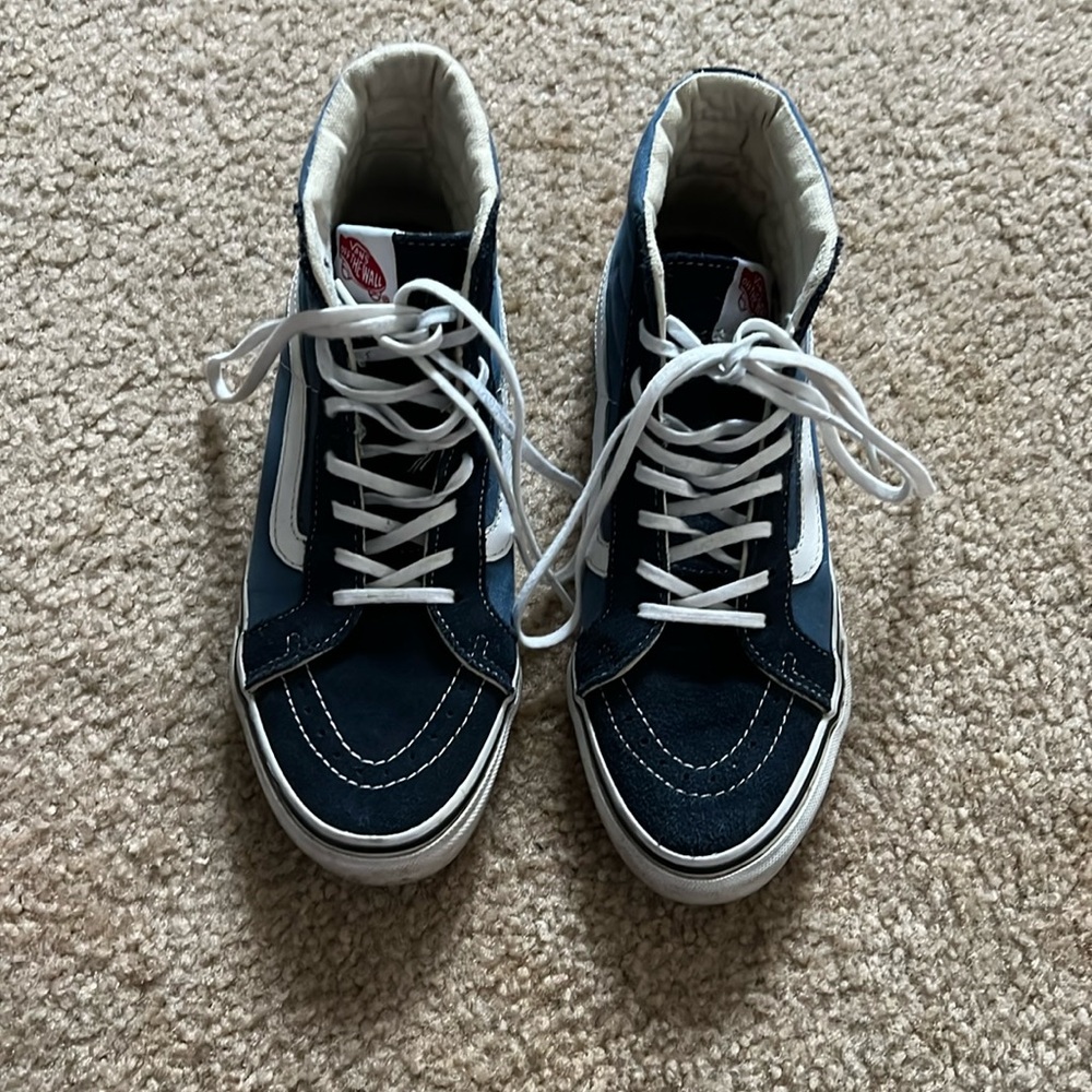 Vans- Sk8-Hi Shoe- Navy Blue